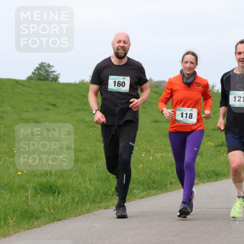 04.05.2025 - 8. Wedeler Halbmarathon Lena Gebhardt http://msf.ph/oto/7841688 04.05.2025 11:58:08 Laufen 160, 118, 121 meine-sportfotos.de
