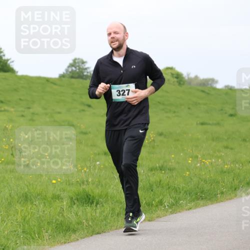 04.05.2025 - 8. Wedeler Halbmarathon Lena Gebhardt http://msf.ph/oto/7841713 04.05.2025 11:58:15 Laufen 327 meine-sportfotos.de