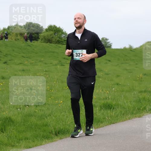 04.05.2025 - 8. Wedeler Halbmarathon Lena Gebhardt http://msf.ph/oto/7841719 04.05.2025 11:58:17 Laufen 327 meine-sportfotos.de