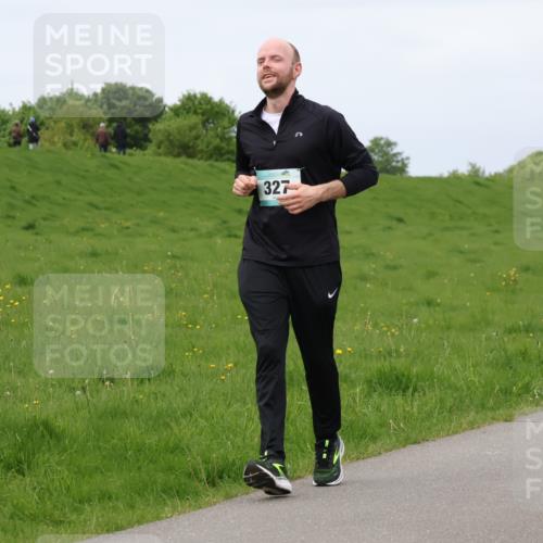 04.05.2025 - 8. Wedeler Halbmarathon Lena Gebhardt http://msf.ph/oto/7841721 04.05.2025 11:58:17 Laufen 327 meine-sportfotos.de