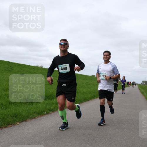 04.05.2025 - 8. Wedeler Halbmarathon Yannick Fuchs http://msf.ph/oto/7841727 04.05.2025 11:49:40 Laufen 449, 1162 meine-sportfotos.de