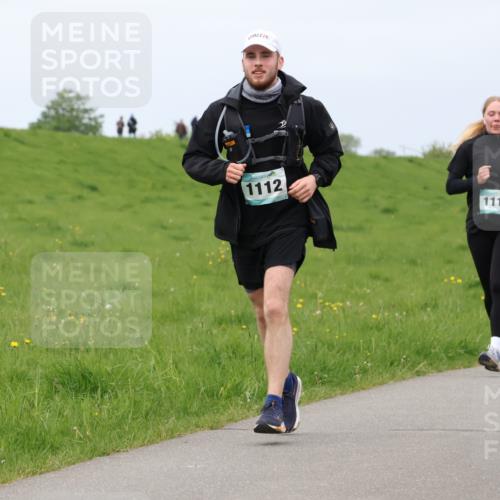 04.05.2025 - 8. Wedeler Halbmarathon Lena Gebhardt http://msf.ph/oto/7841771 04.05.2025 11:59:26 Laufen 1112, 1115, 97 meine-sportfotos.de