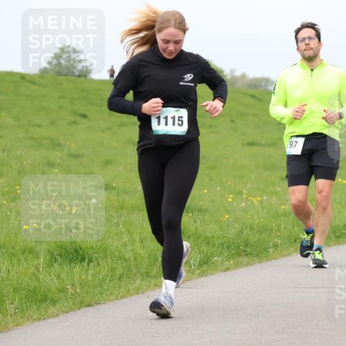 04.05.2025 - 8. Wedeler Halbmarathon Lena Gebhardt http://msf.ph/oto/7841786 04.05.2025 11:59:29 Laufen 1115, 97, 849 meine-sportfotos.de