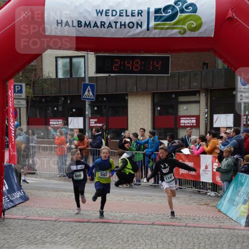 04.05.2025 - 8. Wedeler Halbmarathon Felixshl http://msf.ph/oto/7841806 04.05.2025 12:48:12 Ziel 542, 600, 899, 906, 941, 1072, 1191, 1192 meine-sportfotos.de