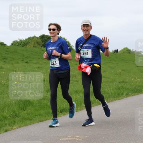 04.05.2025 - 8. Wedeler Halbmarathon Lena Gebhardt http://msf.ph/oto/7841842 04.05.2025 11:59:46 Laufen 261, 223, 7 meine-sportfotos.de