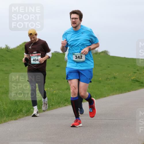 04.05.2025 - 8. Wedeler Halbmarathon Lena Gebhardt http://msf.ph/oto/7841864 04.05.2025 12:00:08 Laufen 4043, 342, 617 meine-sportfotos.de
