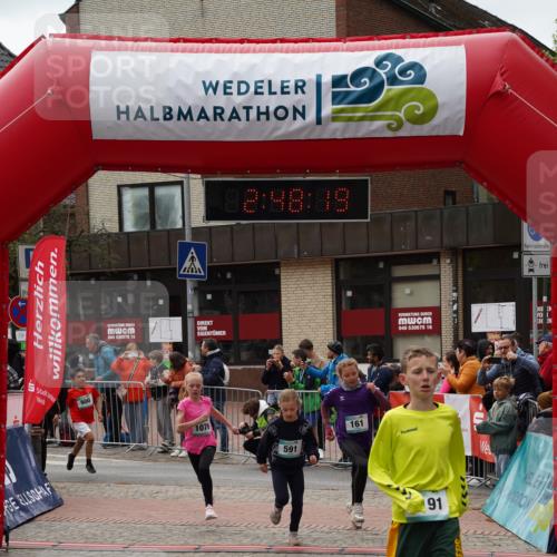 04.05.2025 - 8. Wedeler Halbmarathon Felixshl http://msf.ph/oto/7841945 04.05.2025 12:48:16 Ziel 161, 542, 591, 600, 899, 900, 1076, 1191, 1192 meine-sportfotos.de