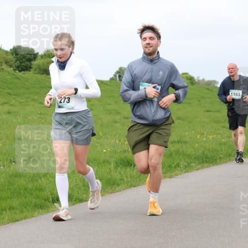 04.05.2025 - 8. Wedeler Halbmarathon Lena Gebhardt http://msf.ph/oto/7841955 04.05.2025 12:01:21 Laufen 273, 1163, 797 meine-sportfotos.de