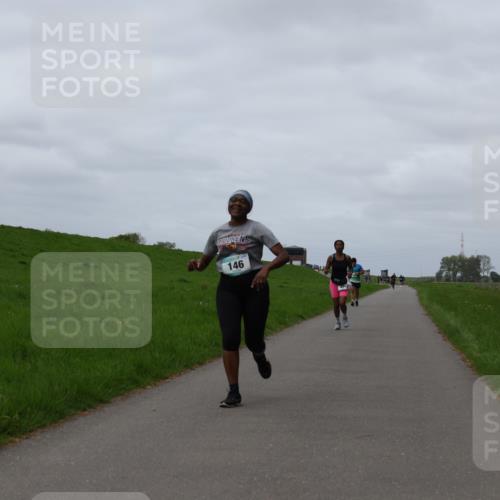 04.05.2025 - 8. Wedeler Halbmarathon Yannick Fuchs http://msf.ph/oto/7842057 04.05.2025 11:50:06 Laufen 146 meine-sportfotos.de
