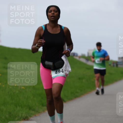 04.05.2025 - 8. Wedeler Halbmarathon Yannick Fuchs http://msf.ph/oto/7842109 04.05.2025 11:50:09 Laufen 494 meine-sportfotos.de