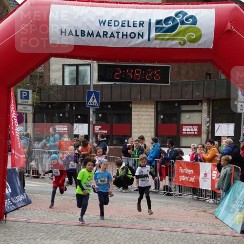 04.05.2025 - 8. Wedeler Halbmarathon Felixshl http://msf.ph/oto/7842119 04.05.2025 12:48:24 Ziel 162, 257, 614, 900, 990, 1064, 1178 meine-sportfotos.de