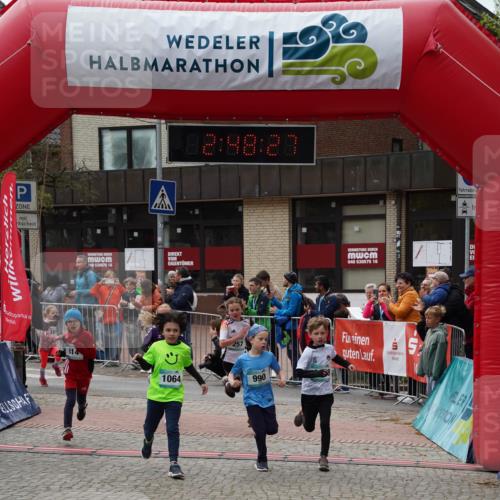 04.05.2025 - 8. Wedeler Halbmarathon Felixshl http://msf.ph/oto/7842150 04.05.2025 12:48:25 Ziel 162, 257, 614, 900, 990, 1064, 1079, 1178 meine-sportfotos.de