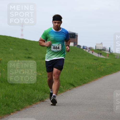 04.05.2025 - 8. Wedeler Halbmarathon Yannick Fuchs http://msf.ph/oto/7842195 04.05.2025 11:50:15 Laufen 884 meine-sportfotos.de