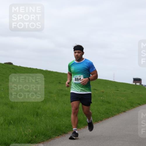 04.05.2025 - 8. Wedeler Halbmarathon Yannick Fuchs http://msf.ph/oto/7842226 04.05.2025 11:50:19 Laufen 884 meine-sportfotos.de