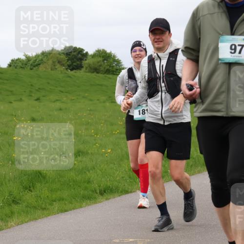 04.05.2025 - 8. Wedeler Halbmarathon Lena Gebhardt http://msf.ph/oto/7842259 04.05.2025 12:06:20 Laufen 181, 97 meine-sportfotos.de