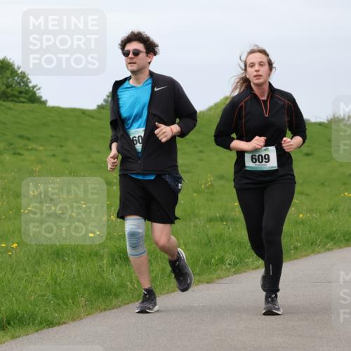04.05.2025 - 8. Wedeler Halbmarathon Lena Gebhardt http://msf.ph/oto/7842265 04.05.2025 12:07:03 Laufen 60, 609 meine-sportfotos.de