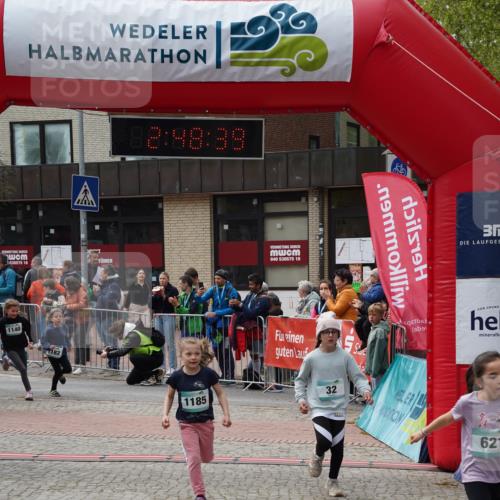 04.05.2025 - 8. Wedeler Halbmarathon Felixshl http://msf.ph/oto/7842327 04.05.2025 12:48:37 Ziel 32, 621, 1140, 1182, 1185 meine-sportfotos.de