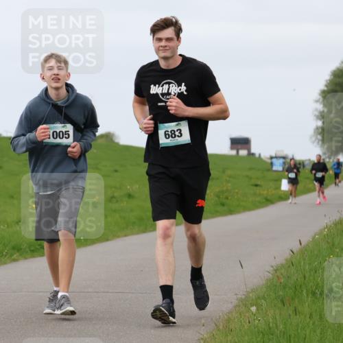 04.05.2025 - 8. Wedeler Halbmarathon Lena Gebhardt http://msf.ph/oto/7842349 04.05.2025 12:09:07 Laufen 21, 005, 683 meine-sportfotos.de