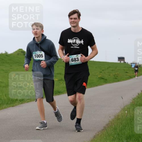04.05.2025 - 8. Wedeler Halbmarathon Lena Gebhardt http://msf.ph/oto/7842350 04.05.2025 12:09:09 Laufen 1005, 683 meine-sportfotos.de