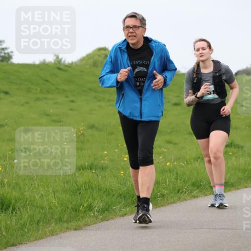 04.05.2025 - 8. Wedeler Halbmarathon Lena Gebhardt http://msf.ph/oto/7842365 04.05.2025 12:10:00 Laufen 595 meine-sportfotos.de