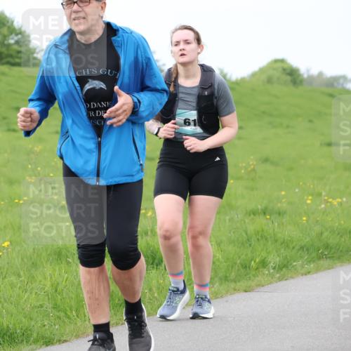 04.05.2025 - 8. Wedeler Halbmarathon Lena Gebhardt http://msf.ph/oto/7842369 04.05.2025 12:10:02 Laufen 595 meine-sportfotos.de