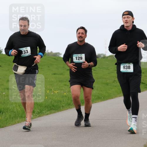 04.05.2025 - 8. Wedeler Halbmarathon Lena Gebhardt http://msf.ph/oto/7842401 04.05.2025 12:12:04 Laufen 33, 129, 938 meine-sportfotos.de