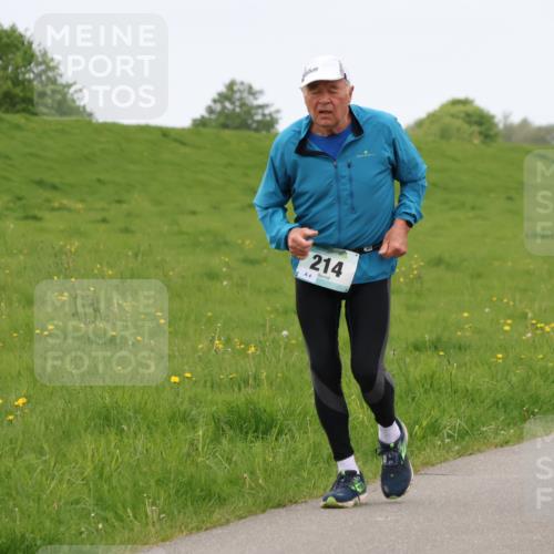 04.05.2025 - 8. Wedeler Halbmarathon Lena Gebhardt http://msf.ph/oto/7842424 04.05.2025 12:13:53 Laufen 214, 4 meine-sportfotos.de