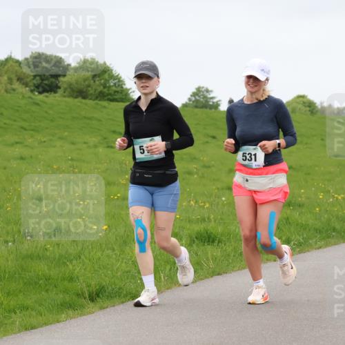 04.05.2025 - 8. Wedeler Halbmarathon Lena Gebhardt http://msf.ph/oto/7842499 04.05.2025 12:19:36 Laufen 5, 531, 63, 0 meine-sportfotos.de