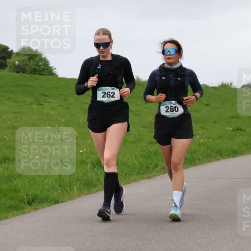 04.05.2025 - 8. Wedeler Halbmarathon Lena Gebhardt http://msf.ph/oto/7842536 04.05.2025 12:20:15 Laufen 262, 260 meine-sportfotos.de