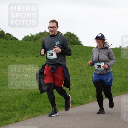 04.05.2025 - 8. Wedeler Halbmarathon Lena Gebhardt http://msf.ph/oto/7842584 04.05.2025 12:24:35 Laufen 29, 29, 26 meine-sportfotos.de