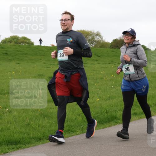 04.05.2025 - 8. Wedeler Halbmarathon Lena Gebhardt http://msf.ph/oto/7842589 04.05.2025 12:24:37 Laufen 29, 25, 26 meine-sportfotos.de