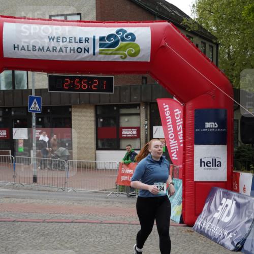 04.05.2025 - 8. Wedeler Halbmarathon Felixshl http://msf.ph/oto/7842664 04.05.2025 12:56:18 Ziel 134 meine-sportfotos.de