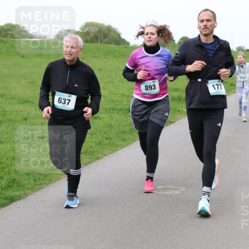 04.05.2025 - 8. Wedeler Halbmarathon Lena Gebhardt http://msf.ph/oto/7842767 04.05.2025 11:22:18 Laufen  meine-sportfotos.de