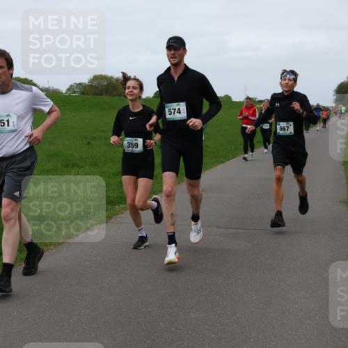 04.05.2025 - 8. Wedeler Halbmarathon Lena Gebhardt http://msf.ph/oto/7842775 04.05.2025 11:22:37 Laufen  meine-sportfotos.de