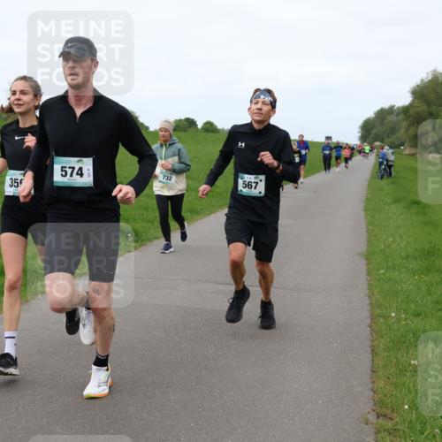 04.05.2025 - 8. Wedeler Halbmarathon Lena Gebhardt http://msf.ph/oto/7842777 04.05.2025 11:22:38 Laufen  meine-sportfotos.de