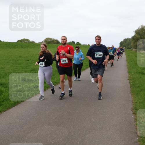 04.05.2025 - 8. Wedeler Halbmarathon Lena Gebhardt http://msf.ph/oto/7842805 04.05.2025 11:23:26 Laufen  meine-sportfotos.de