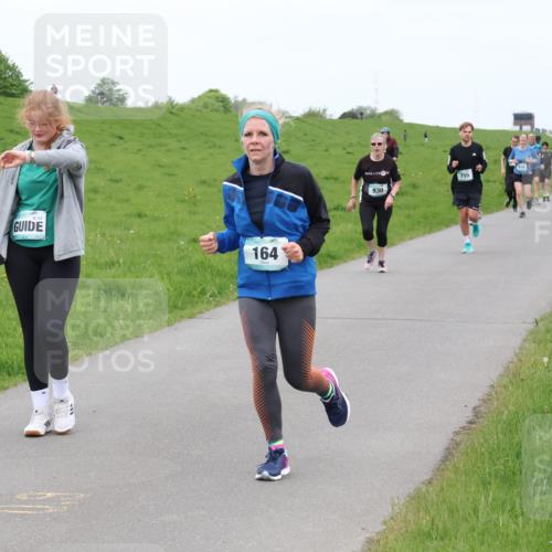 04.05.2025 - 8. Wedeler Halbmarathon Lena Gebhardt http://msf.ph/oto/7842832 04.05.2025 11:26:23 Laufen  meine-sportfotos.de