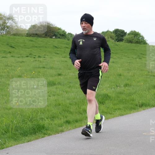 04.05.2025 - 8. Wedeler Halbmarathon Lena Gebhardt http://msf.ph/oto/7842838 04.05.2025 11:26:41 Laufen  meine-sportfotos.de