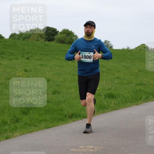 04.05.2025 - 8. Wedeler Halbmarathon Lena Gebhardt http://msf.ph/oto/7842855 04.05.2025 11:27:53 Laufen  meine-sportfotos.de