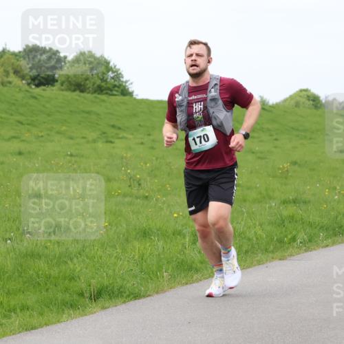 04.05.2025 - 8. Wedeler Halbmarathon Lena Gebhardt http://msf.ph/oto/7842877 04.05.2025 11:29:47 Laufen  meine-sportfotos.de