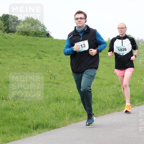 04.05.2025 - 8. Wedeler Halbmarathon Lena Gebhardt http://msf.ph/oto/7842890 04.05.2025 11:31:37 Laufen  meine-sportfotos.de