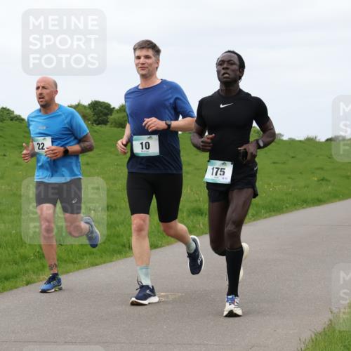 04.05.2025 - 8. Wedeler Halbmarathon Lena Gebhardt http://msf.ph/oto/7842916 04.05.2025 11:34:05 Laufen  meine-sportfotos.de
