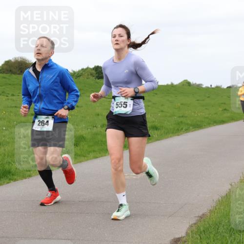 04.05.2025 - 8. Wedeler Halbmarathon Lena Gebhardt http://msf.ph/oto/7842935 04.05.2025 11:34:30 Laufen  meine-sportfotos.de