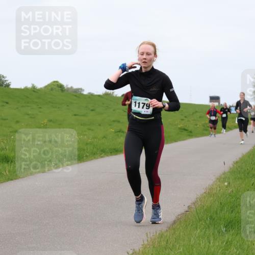 04.05.2025 - 8. Wedeler Halbmarathon Lena Gebhardt http://msf.ph/oto/7842950 04.05.2025 11:35:50 Laufen  meine-sportfotos.de