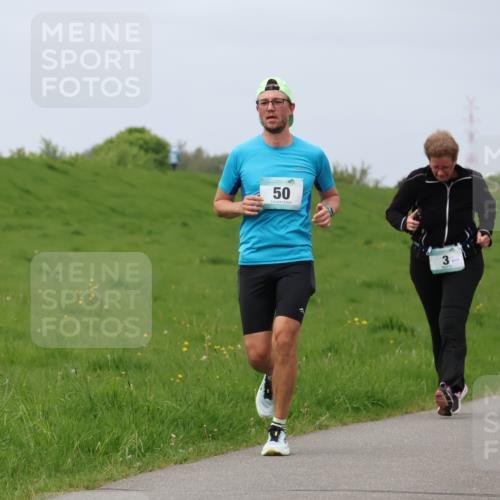 04.05.2025 - 8. Wedeler Halbmarathon Lena Gebhardt http://msf.ph/oto/7842985 04.05.2025 11:42:12 Laufen  meine-sportfotos.de