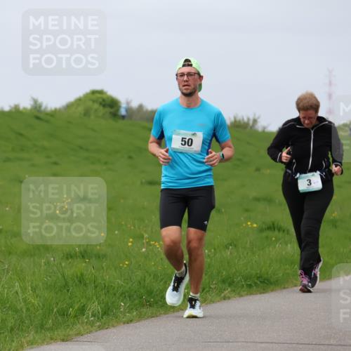 04.05.2025 - 8. Wedeler Halbmarathon Lena Gebhardt http://msf.ph/oto/7842986 04.05.2025 11:42:12 Laufen  meine-sportfotos.de