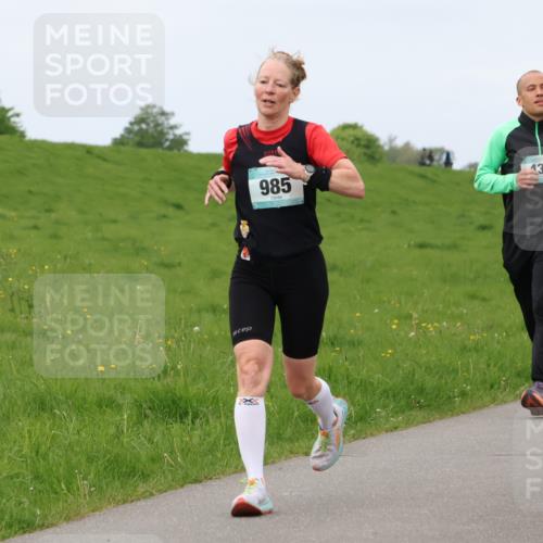 04.05.2025 - 8. Wedeler Halbmarathon Lena Gebhardt http://msf.ph/oto/7843022 04.05.2025 11:46:44 Laufen  meine-sportfotos.de