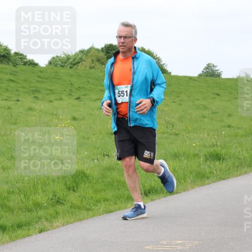 04.05.2025 - 8. Wedeler Halbmarathon Lena Gebhardt http://msf.ph/oto/7843035 04.05.2025 11:48:20 Laufen  meine-sportfotos.de