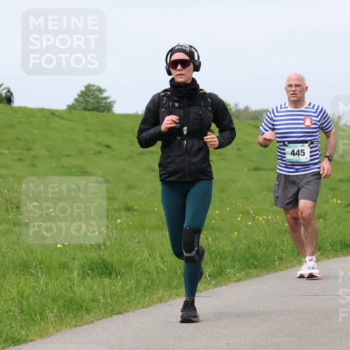 04.05.2025 - 8. Wedeler Halbmarathon Lena Gebhardt http://msf.ph/oto/7843095 04.05.2025 11:54:38 Laufen  meine-sportfotos.de