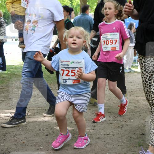 17.05.2025 - Störlauf Strokosch-Dieckow http://msf.ph/oto/7845534 17.05.2025 13:05:39 Laufen 2025, 725, 000, 2025, 7097 meine-sportfotos.de